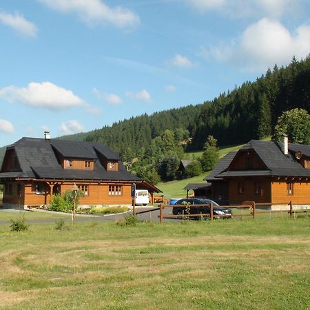 Valassky Dvur Velké Karlovice 外观 照片