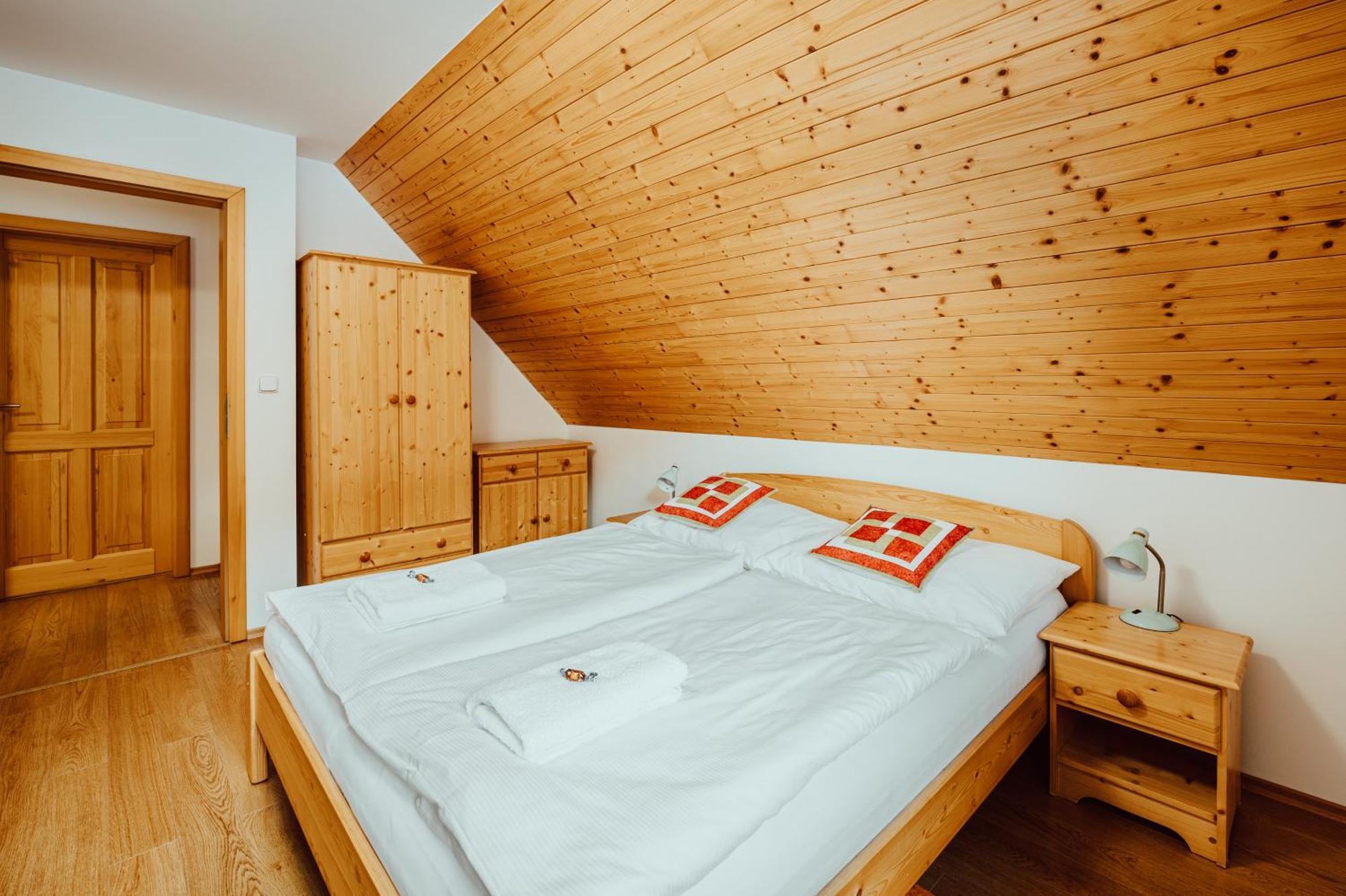 Valassky Dvur Velké Karlovice 外观 照片